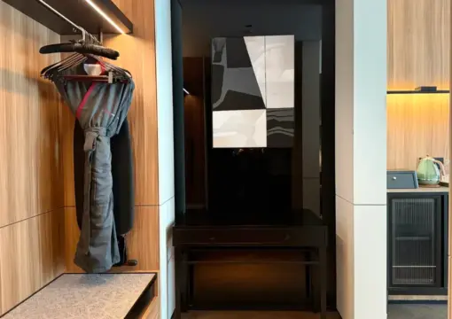 Deluxe River View Twin Beds Room