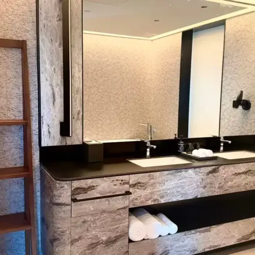 Excutive River View Suite